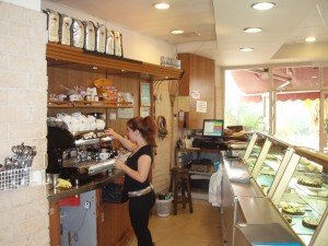 בית קפה מאפיה בפרדס חנה